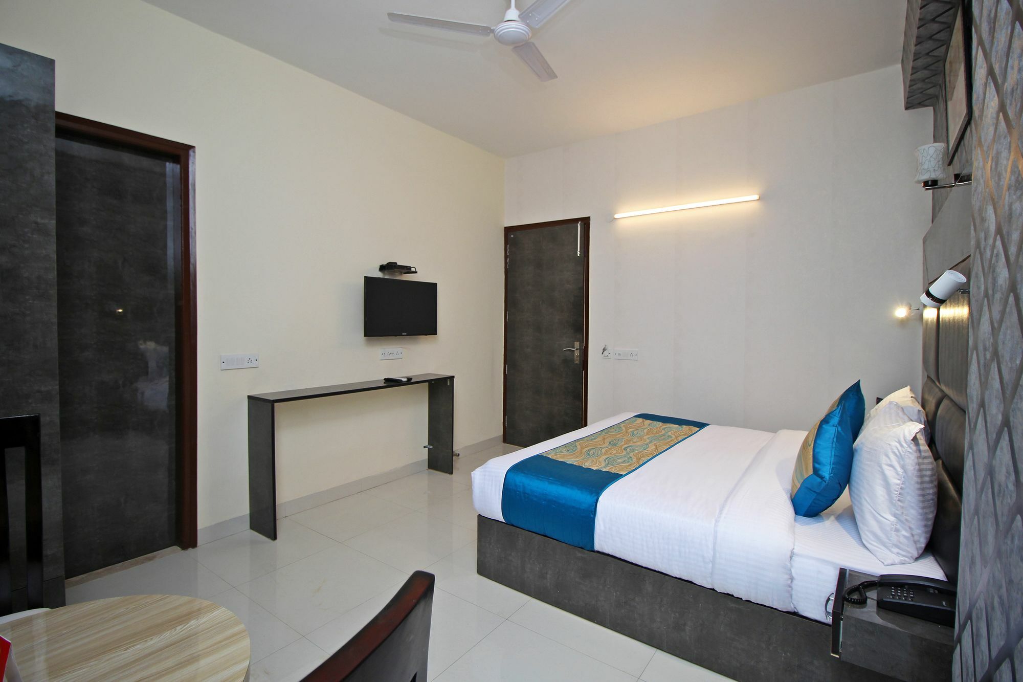 Airport Hotel Hsp نيودلهي المظهر الخارجي الصورة